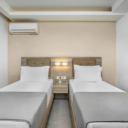 Aparthotel Newstory *
