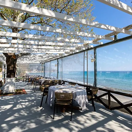 Aparthotel Newstory Posidi