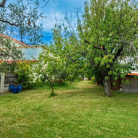 Newstory Ξενοδοχείο με διαμερίσματα 4*